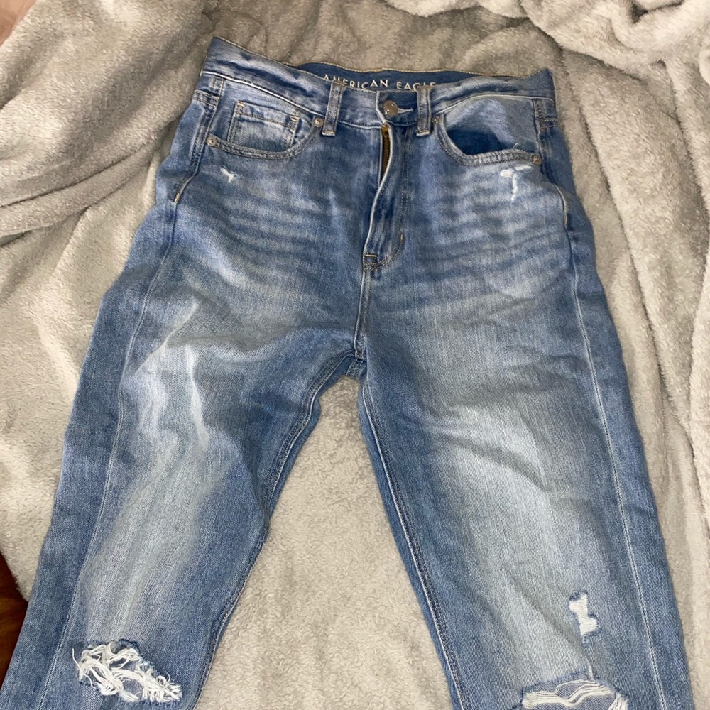 american eagle mom jeans